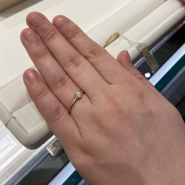 【YUKA HOJO(ユカホウジョウ)の口コミ】 インスタグラムの投稿を見てからずっと気になっていました。華奢かつゴー…