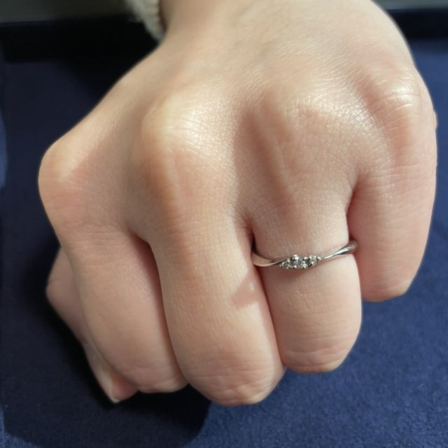 【Galopine & Galopin(ガロピーネガロパン)の口コミ】 結婚指輪のみの見学でしたが、ハワイアンジュエリーのようなデザインや、…