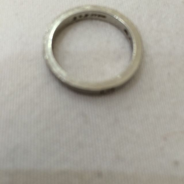 【ブルガリ(BVLGARI)の口コミ】 本当はグッチの指輪が良かったんですが、人と被るデザインや、細めの指輪…