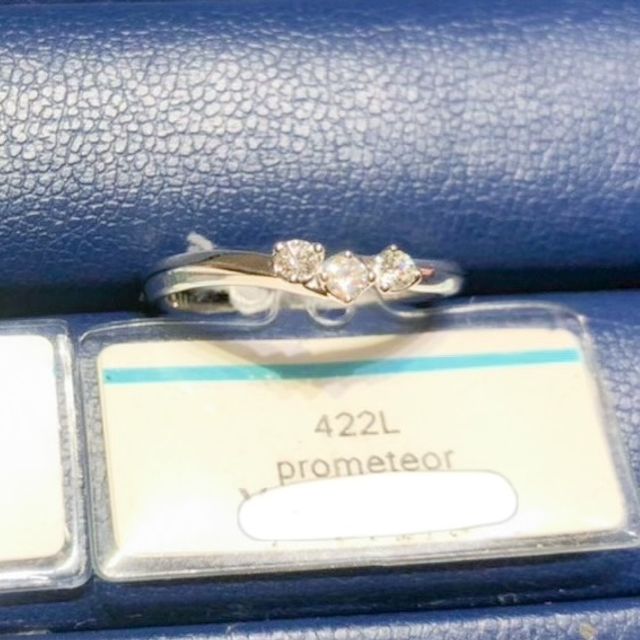 【銀座ダイヤモンドシライシの口コミ】 私は毎日お洒落につけることができるけれど、シンプルすぎず可愛らしいデ…