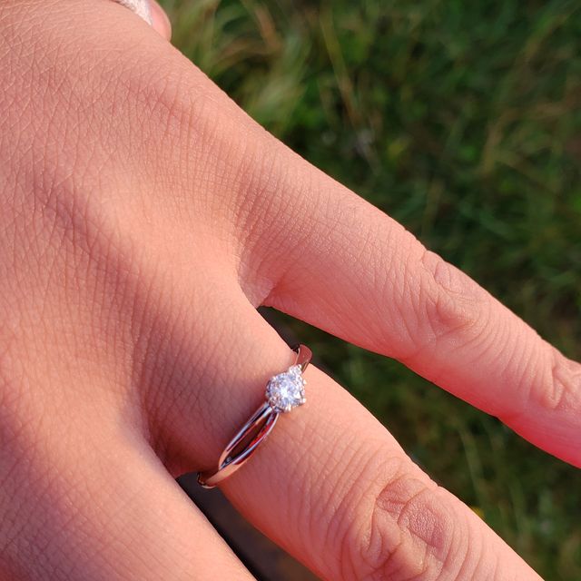 【アイプリモ(I-PRIMO)の口コミ】 最初は価格帯で選んだいましたが、値段相応のデザイン(シンプルな物)しか…