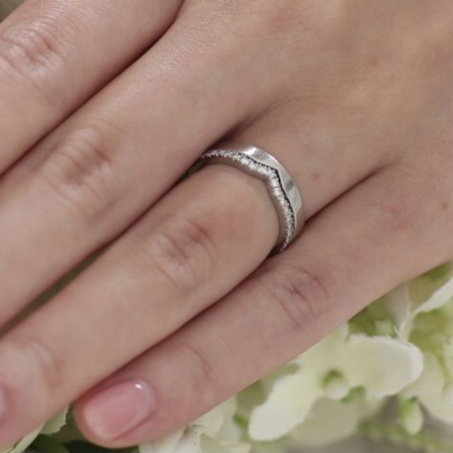 【AHKAH(アーカー)の口コミ】 もともとAHKAHが大好きで、いつか指輪を買うならAHKAHがいいなと思ってい…