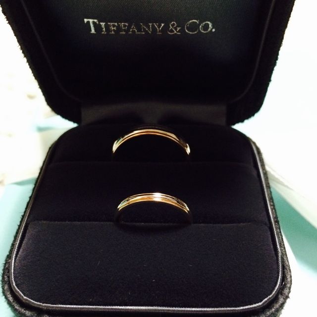 【ティファニー(Tiffany & Co.)の口コミ】 ゴールドで探していたのですがあまり派手すぎず、また指が4号なので4号か…