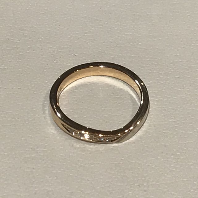 【杢目金屋(もくめがねや)の口コミ】 デザインはとても可愛いく、職人さんがひとつひとつ丁寧に作っているそう…