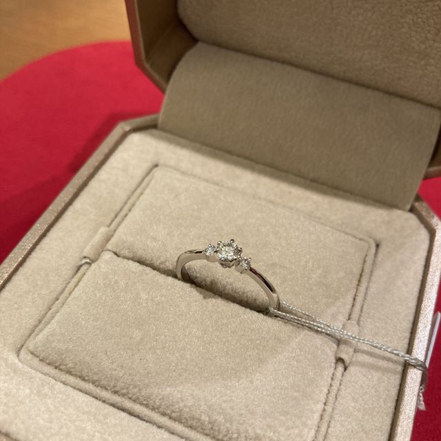 【TRECENTI(トレセンテ)の口コミ】 可愛いデザインで、シンプルに遊びとゴージャスを足したい人に向いてます…