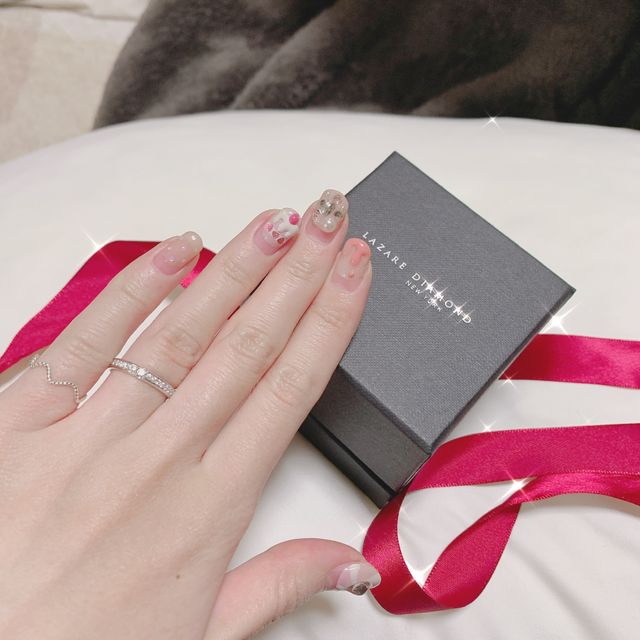 【ラザール ダイヤモンド(LAZARE DIAMOND)の口コミ】 店員さんがとても親切で他のお店とも迷っていましたが接客態度などが1番好…