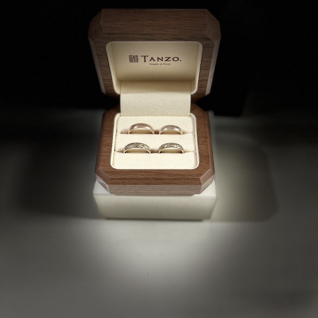 【TANZO.(鍛造指輪)の口コミ】 25周年（銀婚式）の記念に結婚指輪の作り替えを考えいろんな店舗を廻って…