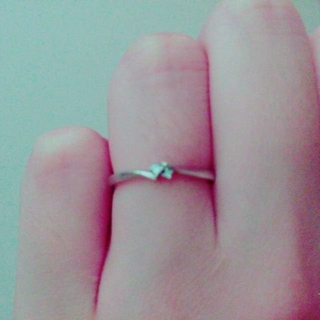 【4℃ BRIDAL(ヨンドシーブライダル)の口コミ】 妊娠し結婚すると言うことでこれからの家事や、子育てに邪魔にならないよ…