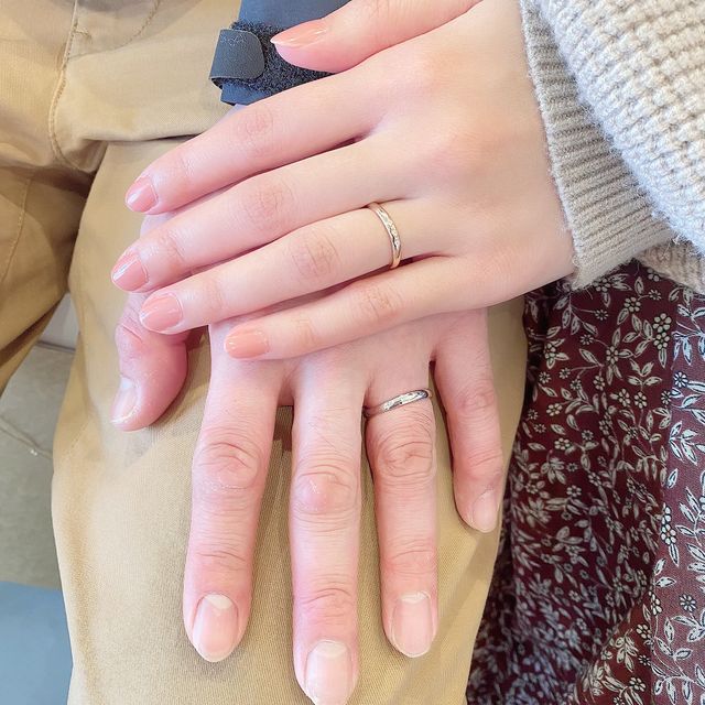 【PORTADA(ポルターダ)の口コミ】 シンプルだけどダイヤが欲しい、黄色系の肌色に似合うのが欲しい、ペア感…