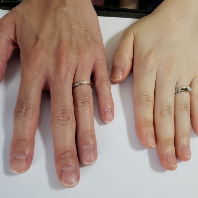 【festaria bijou SOPHIA(フェスタリア ビジュソフィア)の口コミ】 ストレート細身でシンプルな指輪を探していましたが、あまり気にいるデザ…