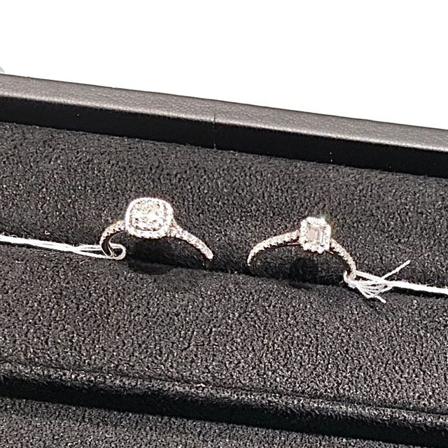 【ティファニー(Tiffany & Co.)の口コミ】 ティファニーの指輪は細く華奢で繊細なものが多いイメージがあります。こ…