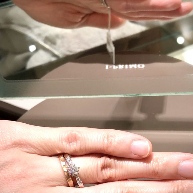 【アイプリモ(I-PRIMO)の口コミ】 いつも似たような指輪ばかり、試着していたので、少し派手な指輪も試着を…