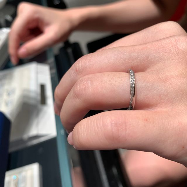 【銀座ダイヤモンドシライシの口コミ】 いろいろなお店行ったけど、この指輪が何より一目惚れでした！結婚指輪っ…