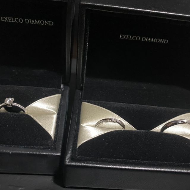 【エクセルコダイヤモンド(EXELCO DIAMOND)の口コミ】 一番はダイヤモンドです。婚約指輪のセンターダイヤモンドは3.7カラットで…
