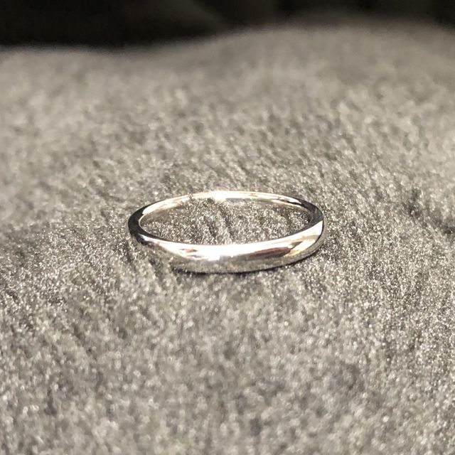【4℃ BRIDAL(ヨンドシーブライダル)の口コミ】 　結婚指輪は普段使いするため、シンプルなデザインにしようと決めていま…