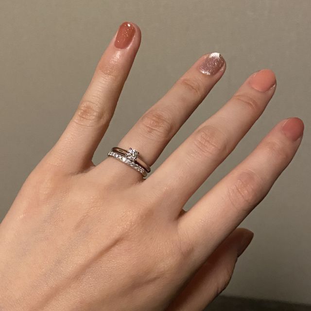 【BRIDGE(ブリッジ)の口コミ】 ダイヤモンドの輝きがおすすめです。
トータルで5店舗くらい回ってハーフ…