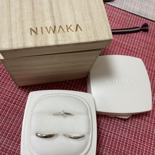 【俄(にわか)の口コミ】 京都がもともと好きで、NIWAKAは京都発祥の指輪メーカーだというところに…