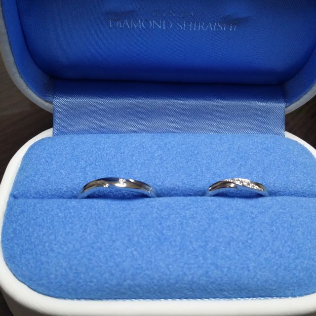 【銀座ダイヤモンドシライシの口コミ】 二人ともどんな指輪がいいかと言う意見もなかったので、まずは色々な雑誌…