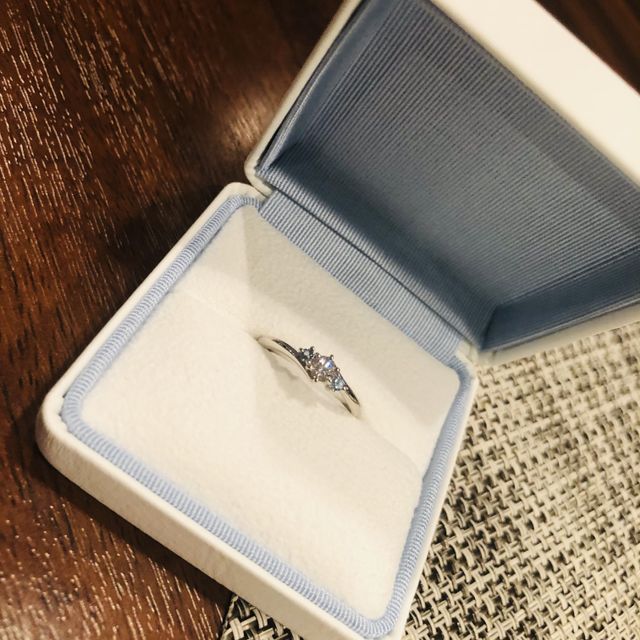 【Only You(オンリーユー)の口コミ】 素材は、耐久性を考えプラチナ95パーセント以上のもので探しました。ダイ…