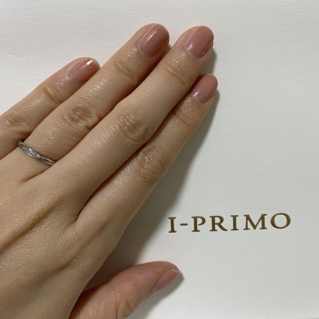 【アイプリモ(I-PRIMO)の口コミ】 形はストレートに決めていました。シンプルなデザインを購入しようと思っ…
