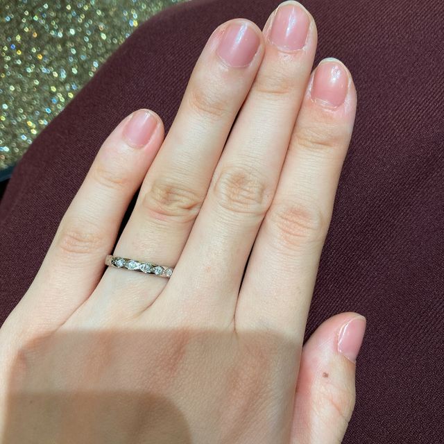 【シャネル(CHANEL)の口コミ】 デザイン性がありつつ、可愛らしいデザインの指輪が多かったです。
種類は…