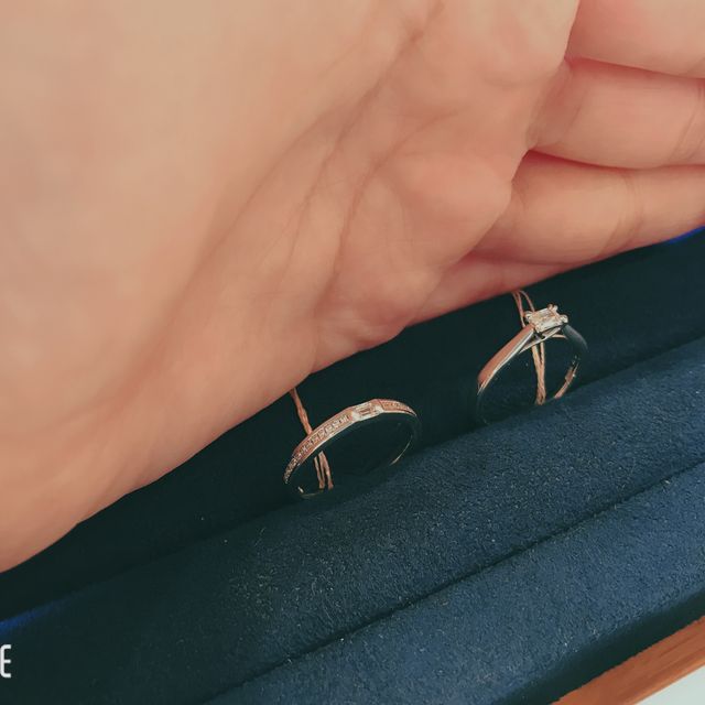 【ORECCHIO(オレッキオ)の口コミ】 結婚指輪は毎日つける物だからダイヤが少なめが良い！と親からの助言もあ…