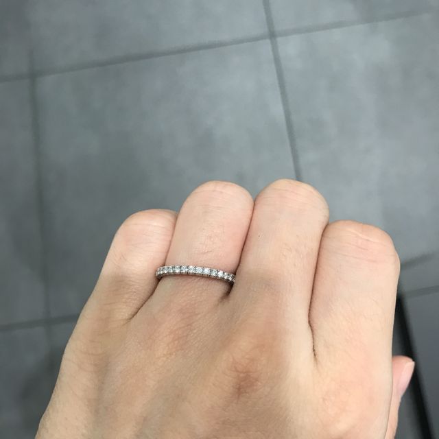 【カルティエ(Cartier)の口コミ】 毎日つけるものなので、派手すぎず、しかし質素すぎない指輪を探していま…