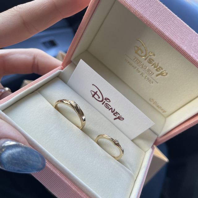 【ケイウノ ブライダル(K.UNO BRIDAL)の口コミ】 大好きな美女と野獣だったため。
色やデザインがとても気に入りました！
…