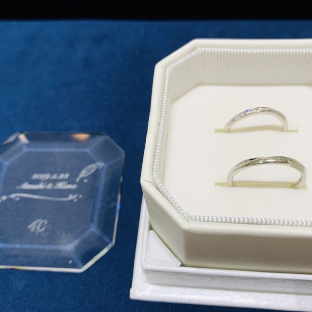 【4℃ BRIDAL(ヨンドシーブライダル)の口コミ】 値段も高くなく、デザイン（細身で指が細くみえる緩やかなカーブ型）も自…