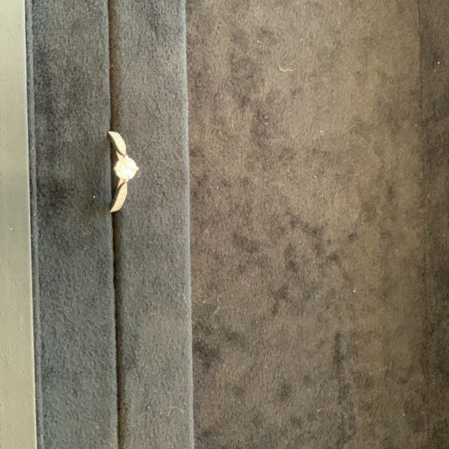 【EIKA(エイカ)の口コミ】 ダイヤモンドをプロポーズで渡して後日に相手の気に入ったデザインで渡せ…