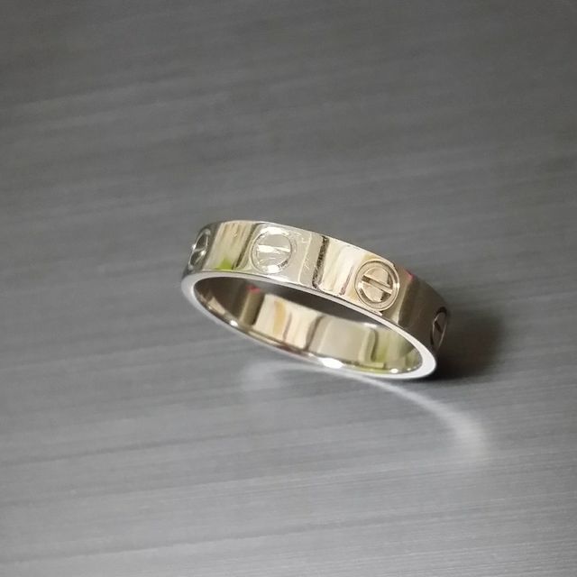 【カルティエ(Cartier)の口コミ】 よく芸能人がマリッジリングとして選んでいることを知っていたので、昔か…