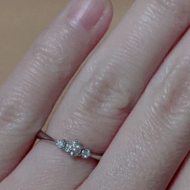 【TRECENTI(トレセンテ)の口コミ】 繊細なデザインながら可愛い雰囲気もあり素晴らしいデザインだと思い見た…