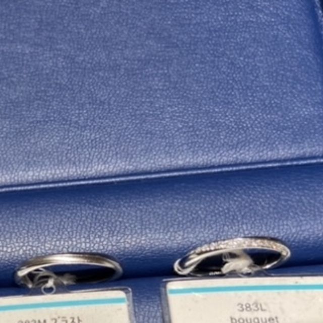 【銀座ダイヤモンドシライシの口コミ】 ベテランのスタッフさんが私の手を見て、いくつかピックアップしてくれた…