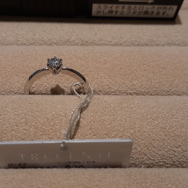 【TRECENTI(トレセンテ)の口コミ】 元々ネットで色々なブランドを見ており、アフターサービスと価格・店舗場…