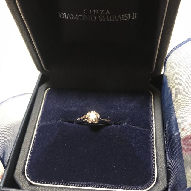 【銀座ダイヤモンドシライシの口コミ】 最初に店頭でパラパラっと見たカタログで、あ、可愛い！とつい口に出し、…