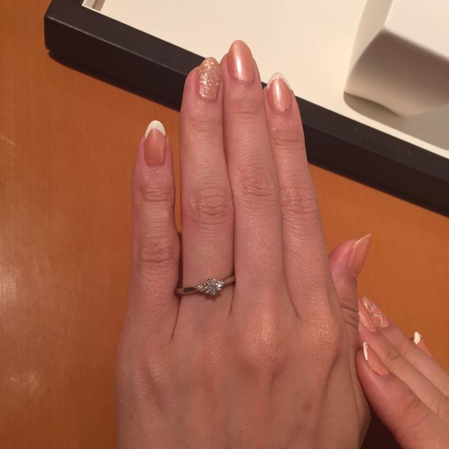 【俄(にわか)の口コミ】 デザインが綺麗で、種類が豊富なので、選ぶときに迷ってしまうくらいです…