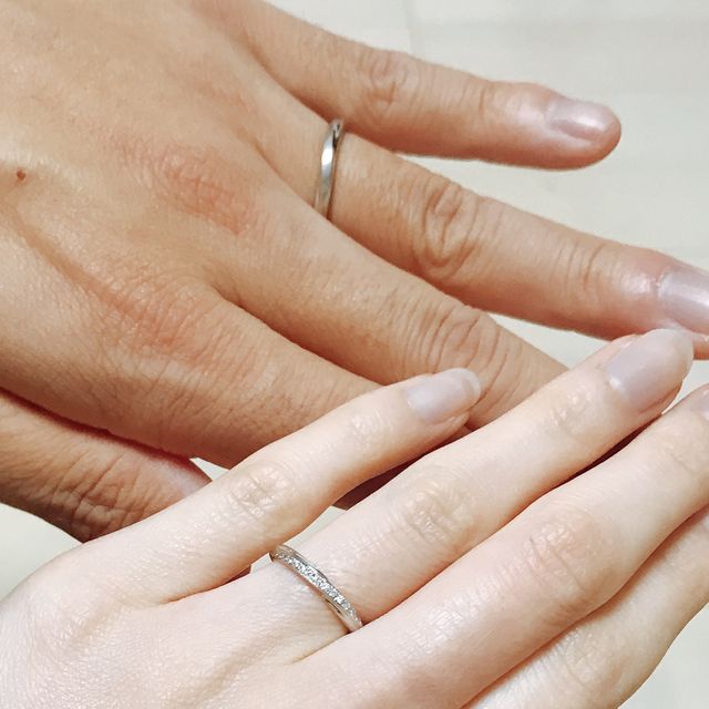 【エクセルコダイヤモンド(EXELCO DIAMOND)の口コミ】 他のブランドも3店舗ほど試着検討しましたが、ダイアモンドが一番綺麗に輝…