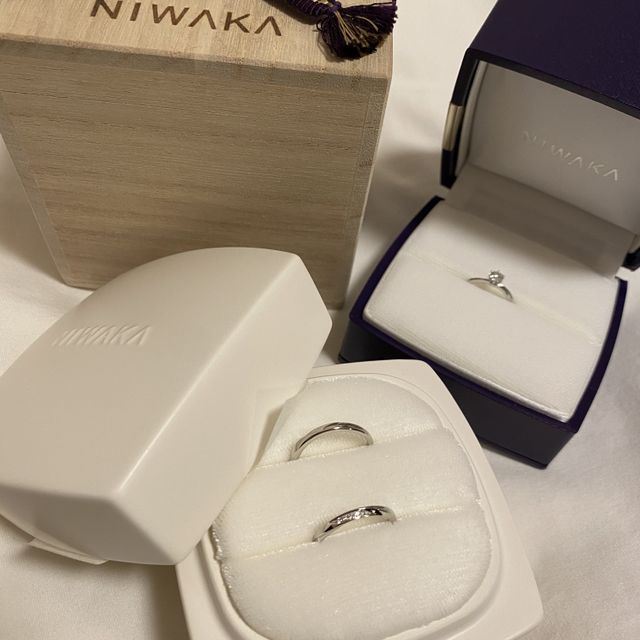 【俄(にわか)の口コミ】 あまりブランドにこだわりはなかったので、指輪のデザインやコンセプトに…