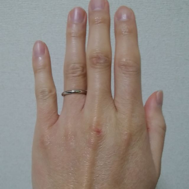 【ラザール ダイヤモンド(LAZARE DIAMOND)の口コミ】 曲線のデザインやミルのついたデザインなどいろいろみてみましたが、結局…