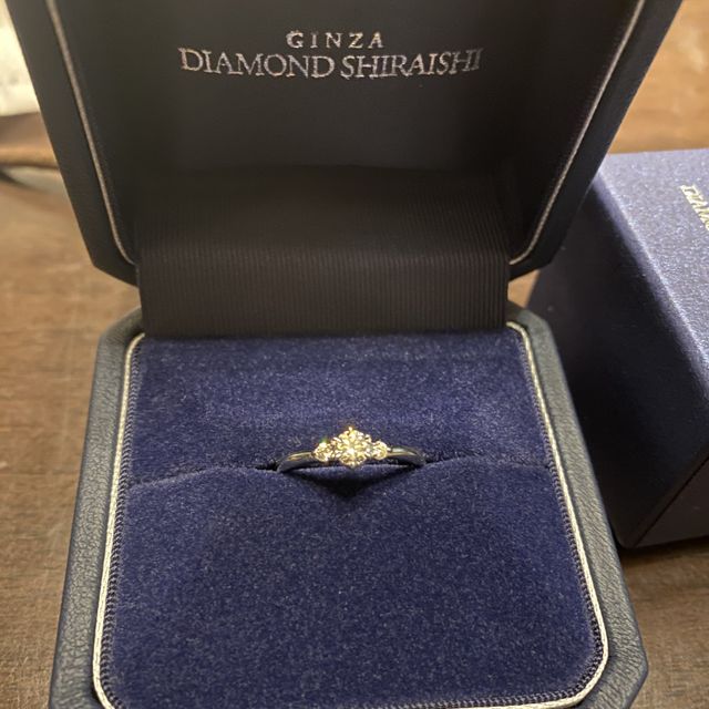 【銀座ダイヤモンドシライシの口コミ】 最近結婚した友人が銀座ダイヤモンドシライシの指輪をしていて、綺麗だな…