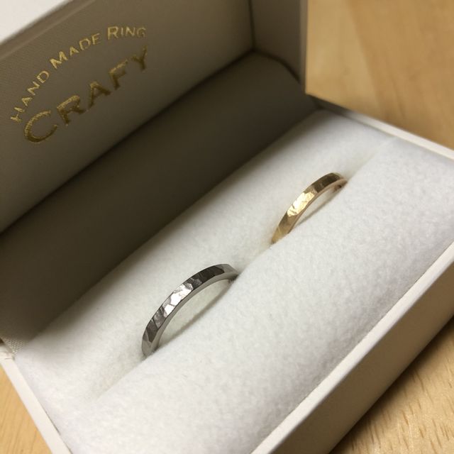 【CRAFY(クラフィ)の口コミ】 お互いブランドなどにこだわりがなかったので
手作りで作れる指輪を探して…
