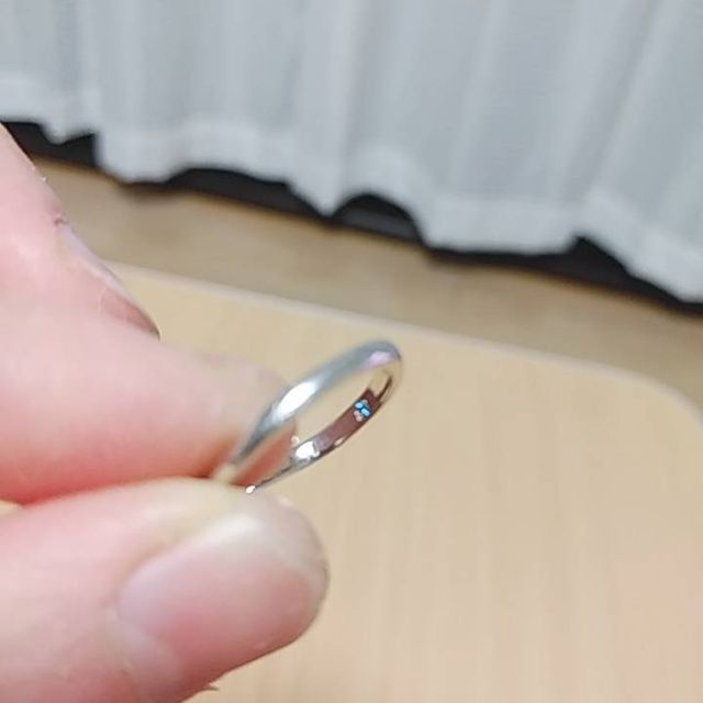 【俄(にわか)の口コミ】 指輪の内側にオプションでプレシャスストーン(ダイアモンド)を埋める事が…