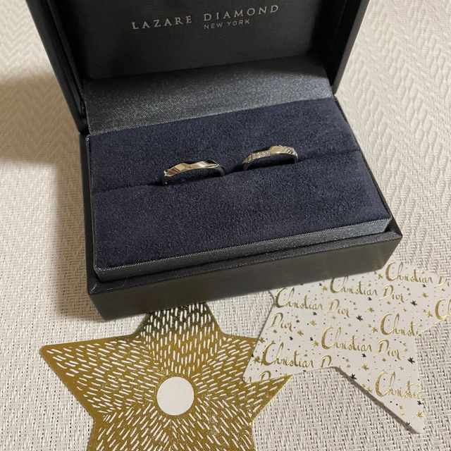 【ラザール ダイヤモンド(LAZARE DIAMOND)の口コミ】 ジュエリー専門店など、複数店舗で指輪を見てまわりましたが、ダイヤの美…