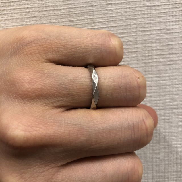 【鶴(mikoto)の口コミ】 長く身につけるものなので、絶対に飽きのこないデザインにしようと思いま…