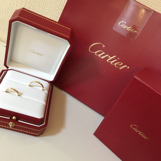 【カルティエ(Cartier)の口コミ】 結婚指輪は絶対にカルティエと決めていました。シンプルで上品な主張しす…