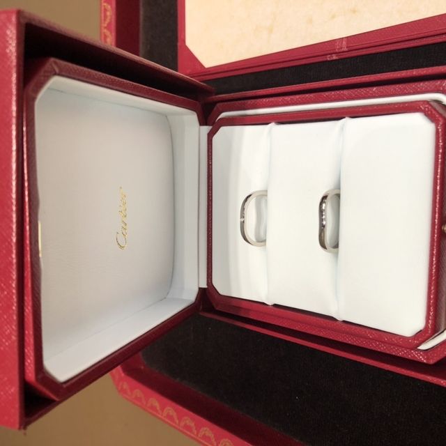 【カルティエ(Cartier)の口コミ】 ・指輪が細く、肌馴染みが良かった（日常的に楽しむことができる）
・指が…