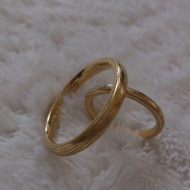 【ケイウノ ブライダル(K.UNO BRIDAL)の口コミ】 ゴールドで探していたのですが、私のこだわりが強くなかなか決まりません…