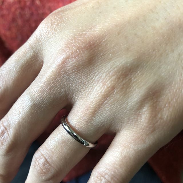 【銀座ダイヤモンドシライシの口コミ】 シンプルかつ長年つけていても劣化のしにくいPT2.0(プラチナ)で、それぞれ…