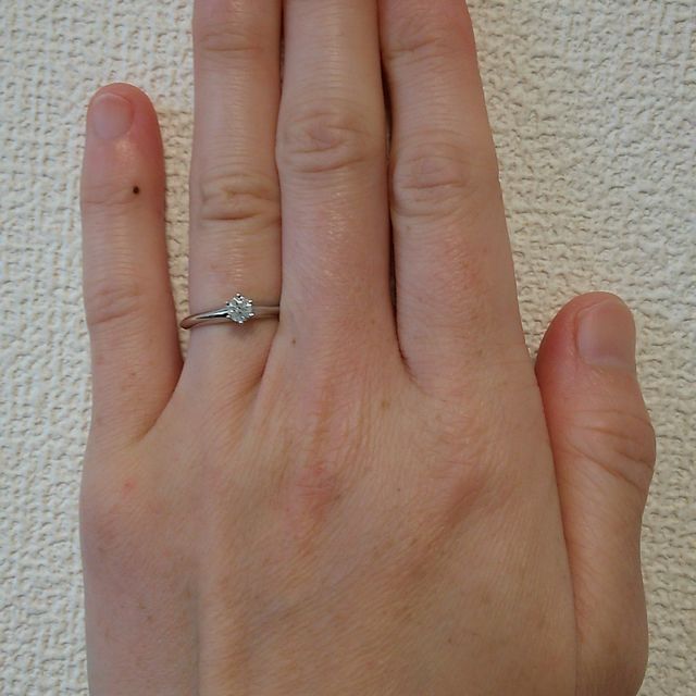 【ティファニー(Tiffany & Co.)の口コミ】 プロポーズをしてもらったときに彼からいただいた指輪です。
いろいろな種…