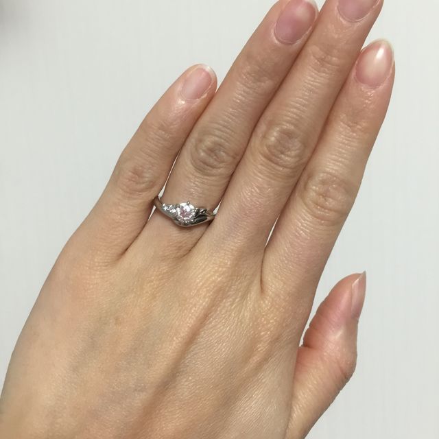 【ケイウノ ブライダル(K.UNO BRIDAL)の口コミ】 オーダーリングを探しておりました。
来店したら、デザイナーさんが目の前…